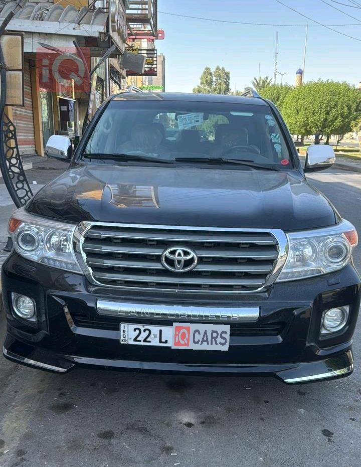 تويوتا لاندكروزر